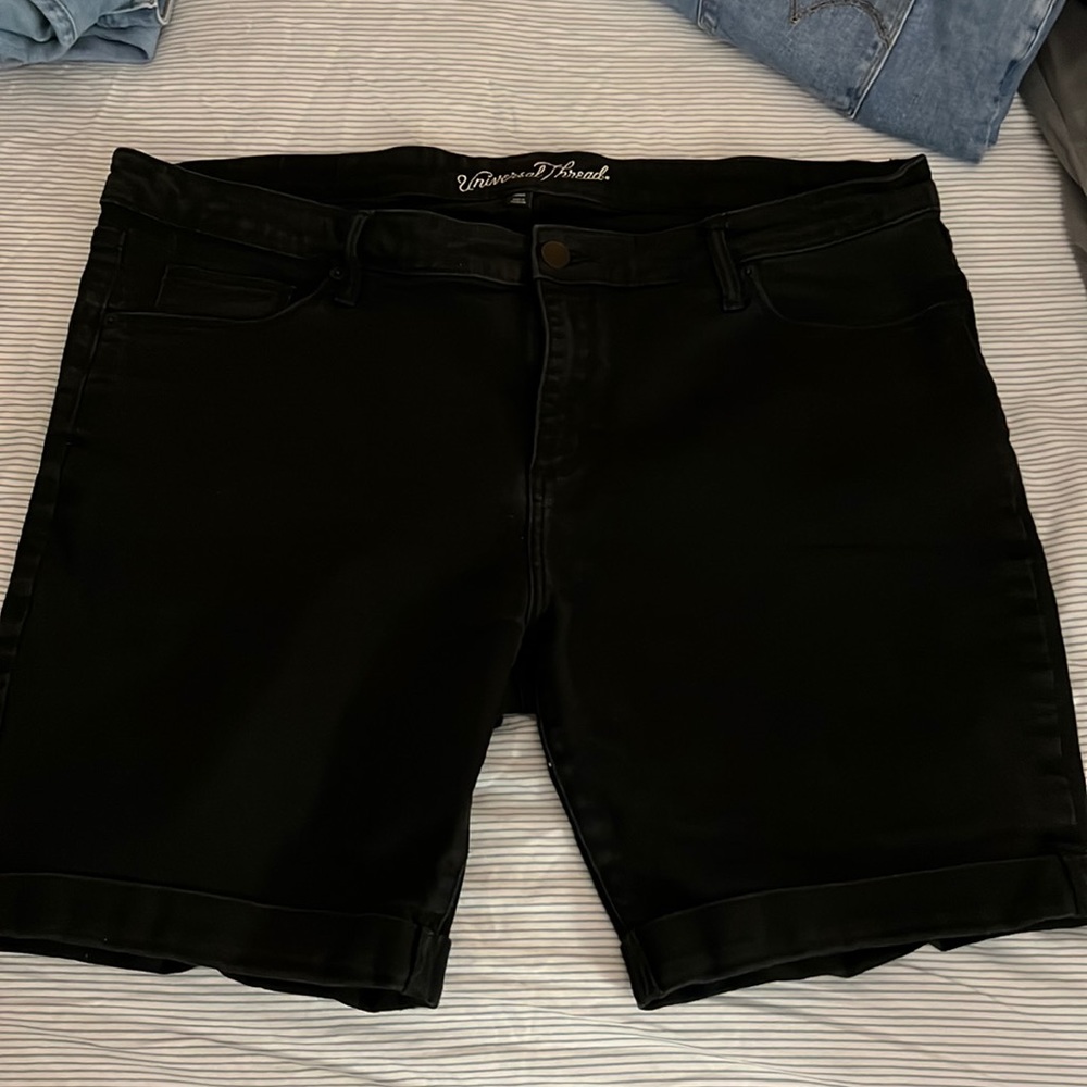 Universal Threads Black Jean Shorts
